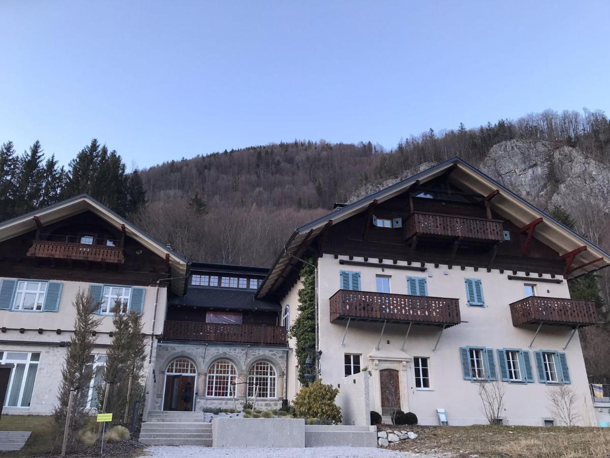 Apartment In Historischer Villa Mit Parkplatz Grünau im Almtal المظهر الخارجي الصورة