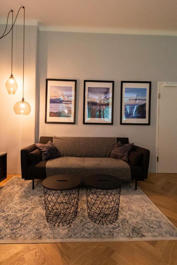 Apartment In Historischer Villa Mit Parkplatz Grünau im Almtal المظهر الخارجي الصورة